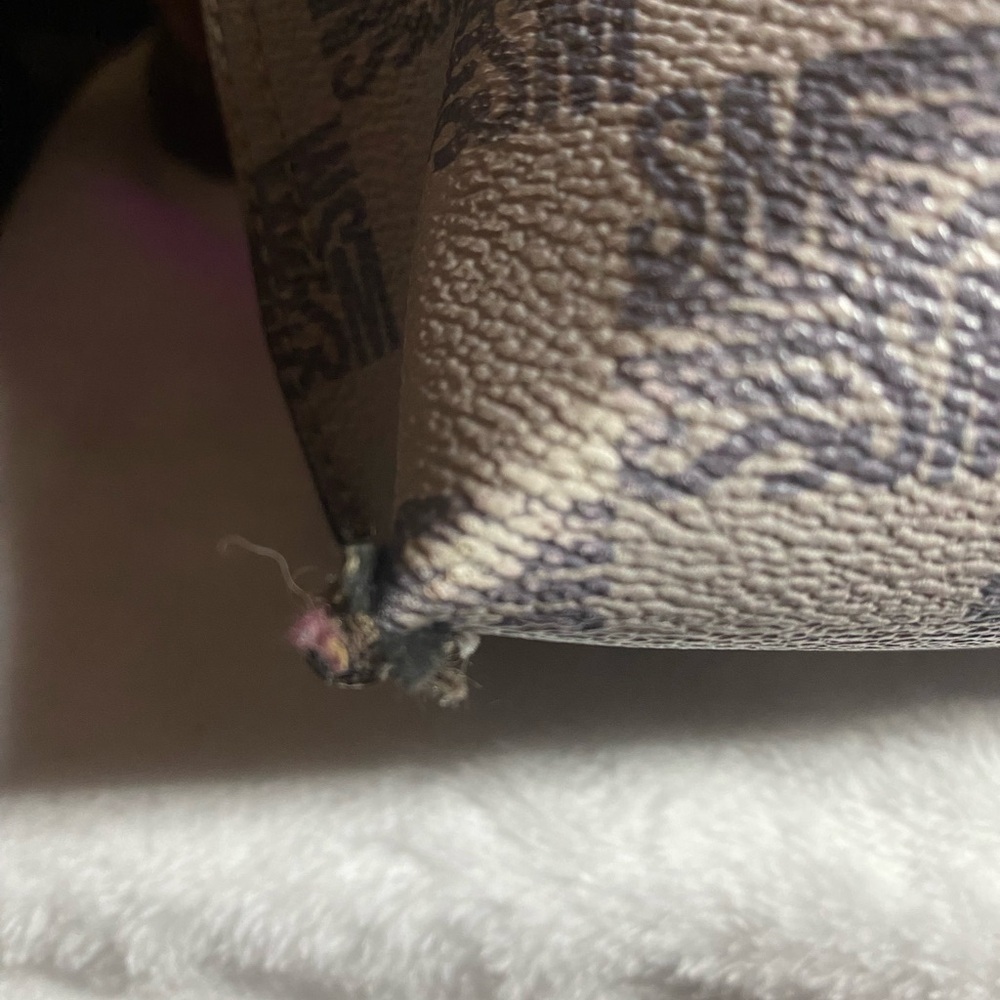 Steve Madden BDonna Tote - Picture 5 of 8